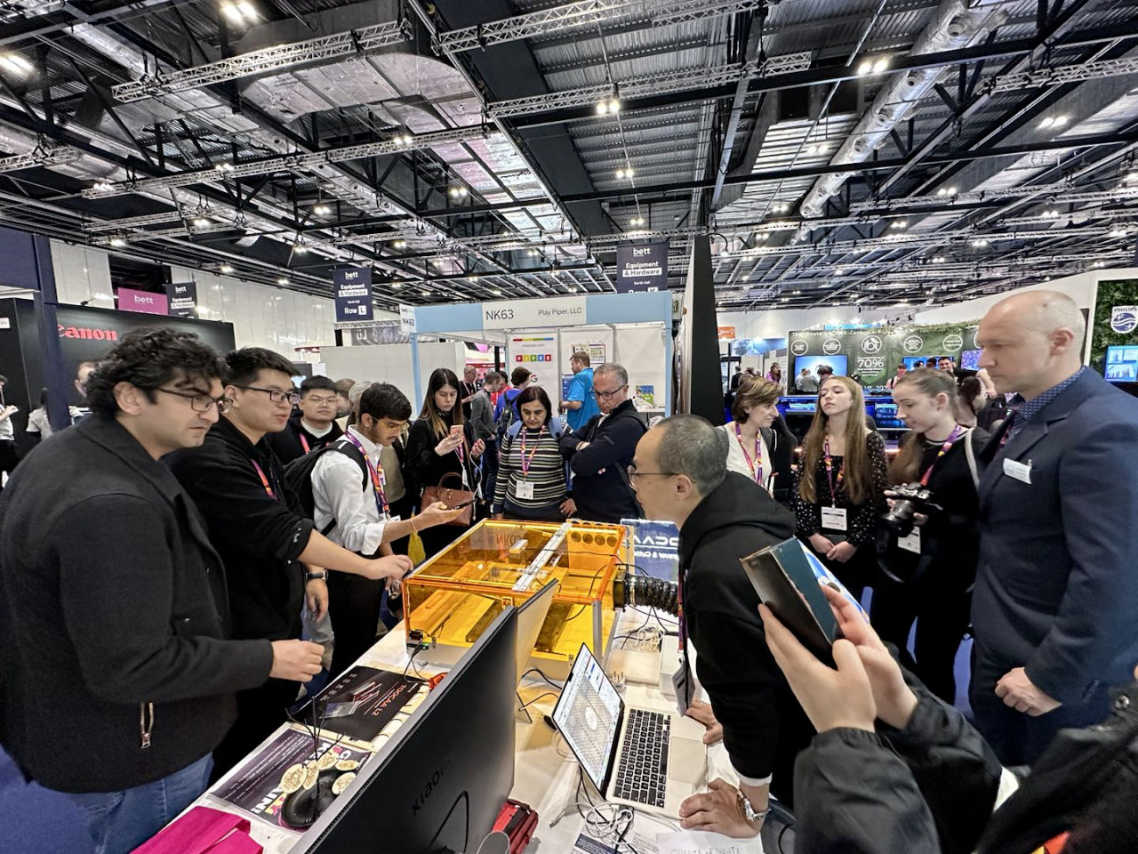 ELECFREAKS AI-powered educational equipment