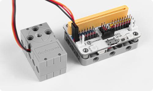 Wukong Expansion board and servo in the micro:bit wonder building kit